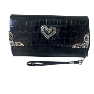 Ladies, black and silver, silver Wristlet. Exc condition very clean no brand.